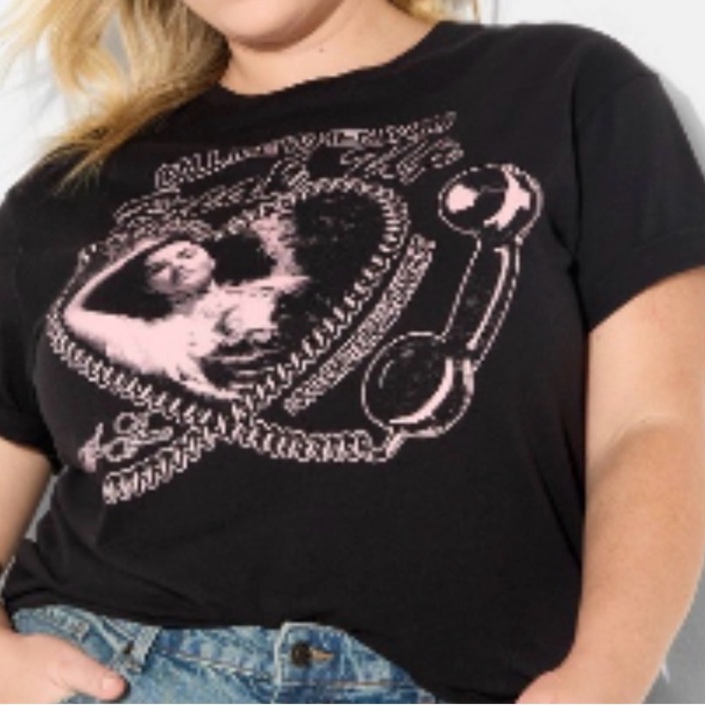 Black Graphic Selena Gomez 'Call Me When You Break Up' Tee